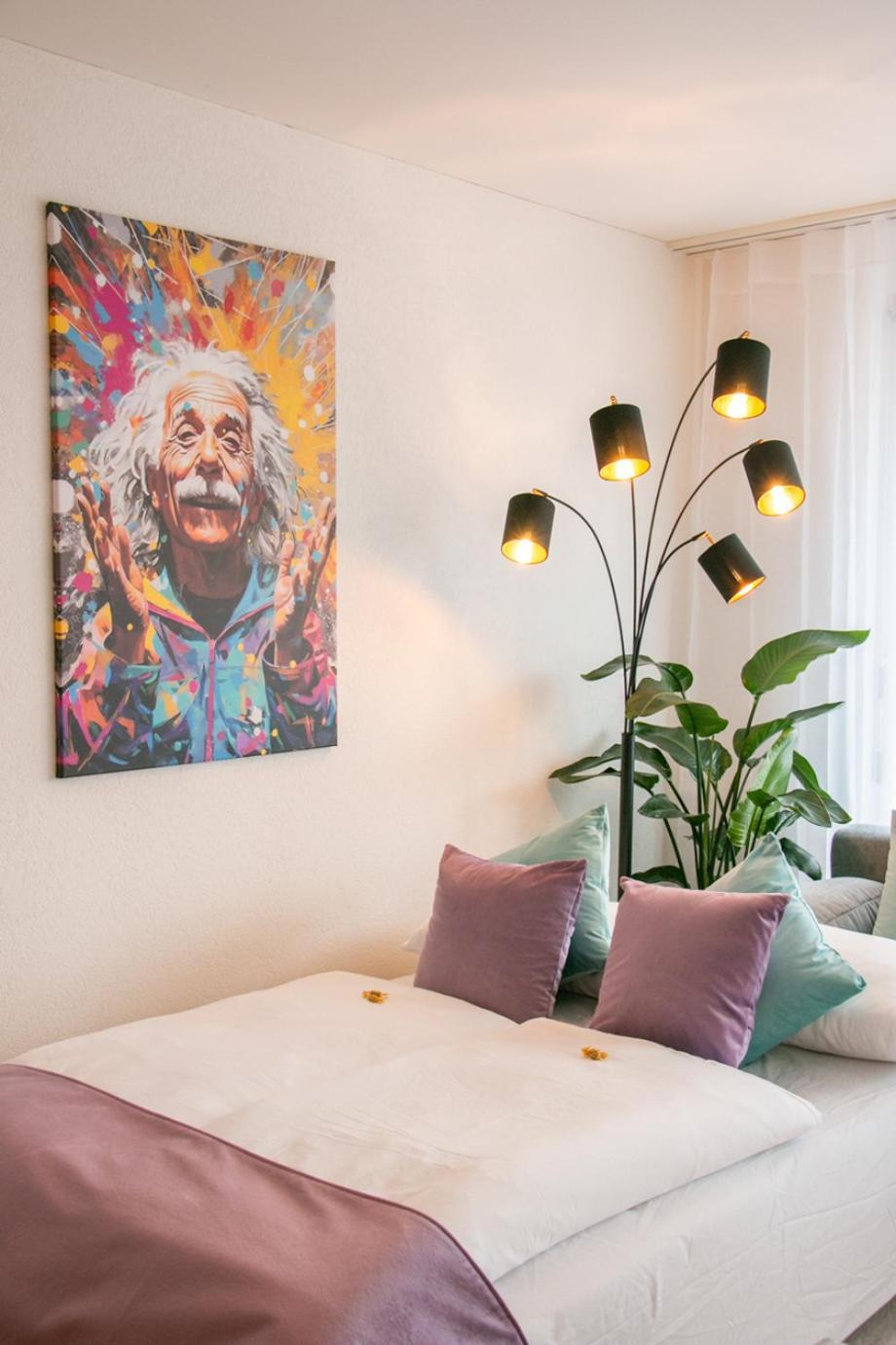 Special Einstein II Apartment Basel, Messe Kleinbasel 10-Star ภายนอก รูปภาพ
