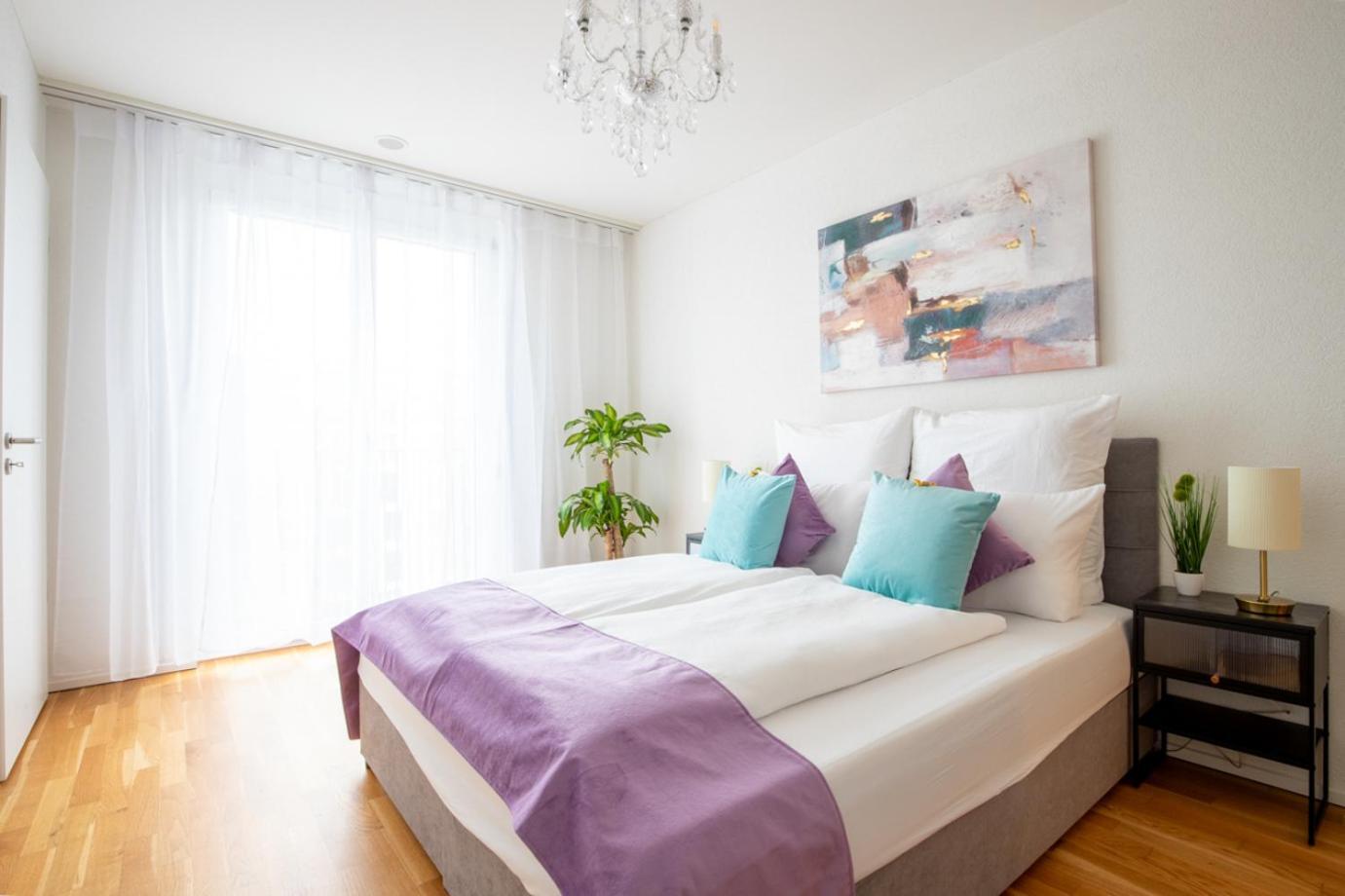 Special Einstein II Apartment Basel, Messe Kleinbasel 10-Star ภายนอก รูปภาพ