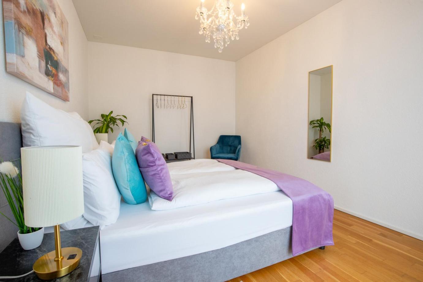 Special Einstein II Apartment Basel, Messe Kleinbasel 10-Star ภายนอก รูปภาพ