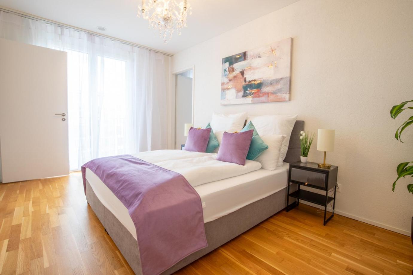 Special Einstein II Apartment Basel, Messe Kleinbasel 10-Star ภายนอก รูปภาพ